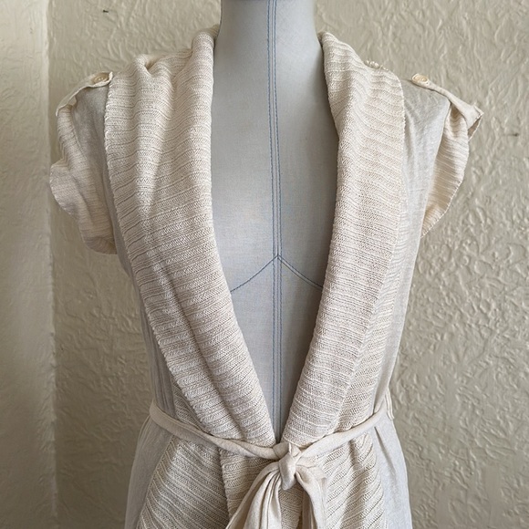 BCBG Max Azria Ivory Cream Short Sleeve Cocoon Cardigan Linen Blend Sweater S - Picture 2 of 7